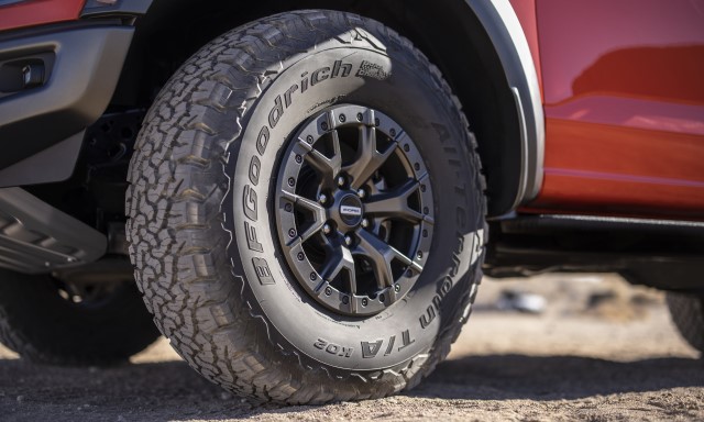 ford raptor tire